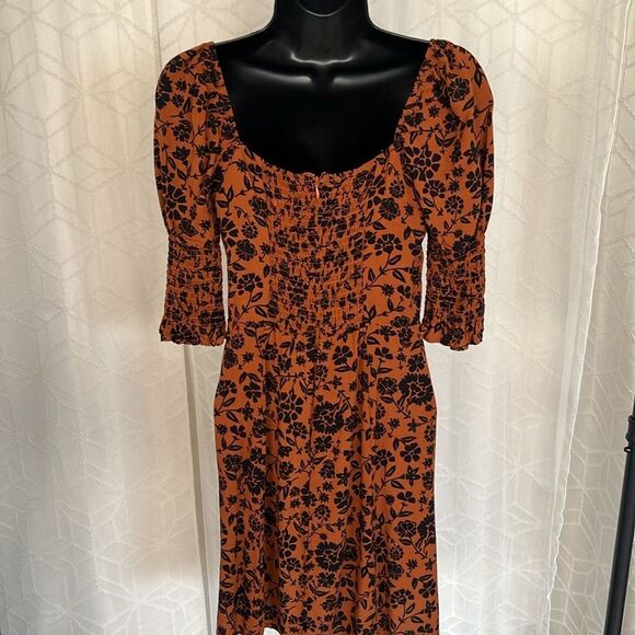 Francesca’s Blue Rain Floral Mini Dress - Picture 4 of 6